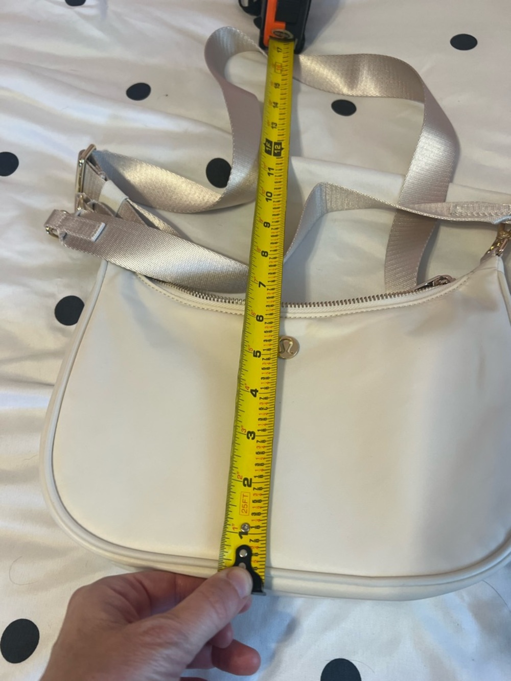 Lululemon city essentials crossbody 3l - Picture 4 of 6